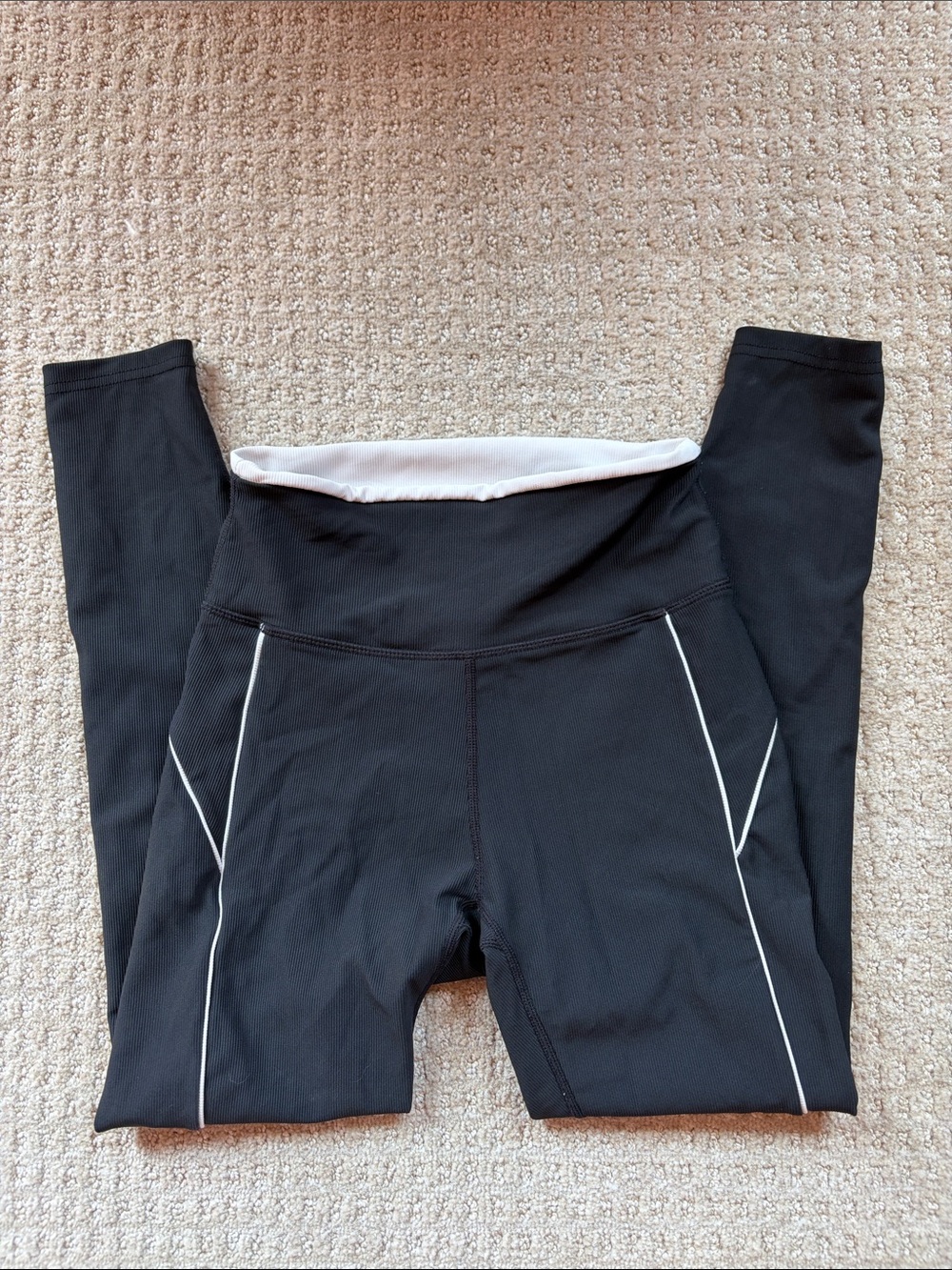 WILO the Label Black Leggings with White Piping